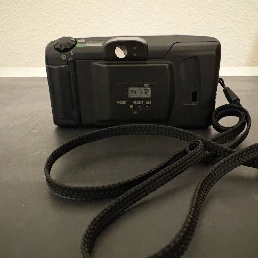 Canon Sure Shot 105 Zoom